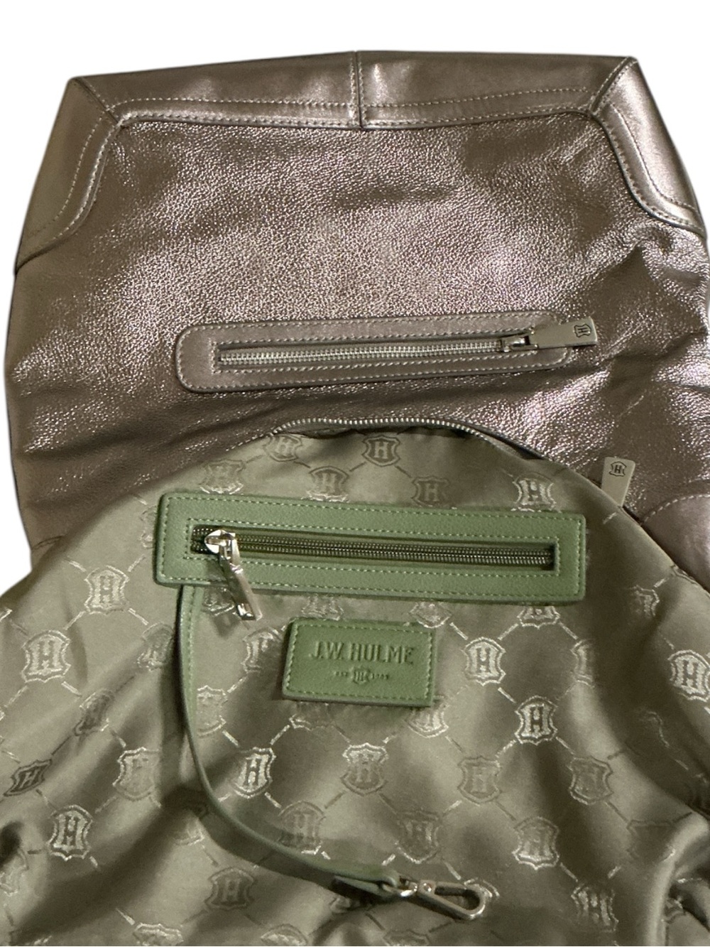 J.W. Hulme - EC - Legacy Shoulder Bag - Picture 6 of 15